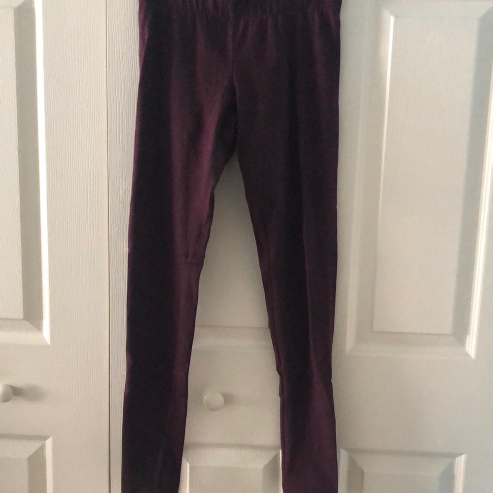 Garage Maroon Leggings!!